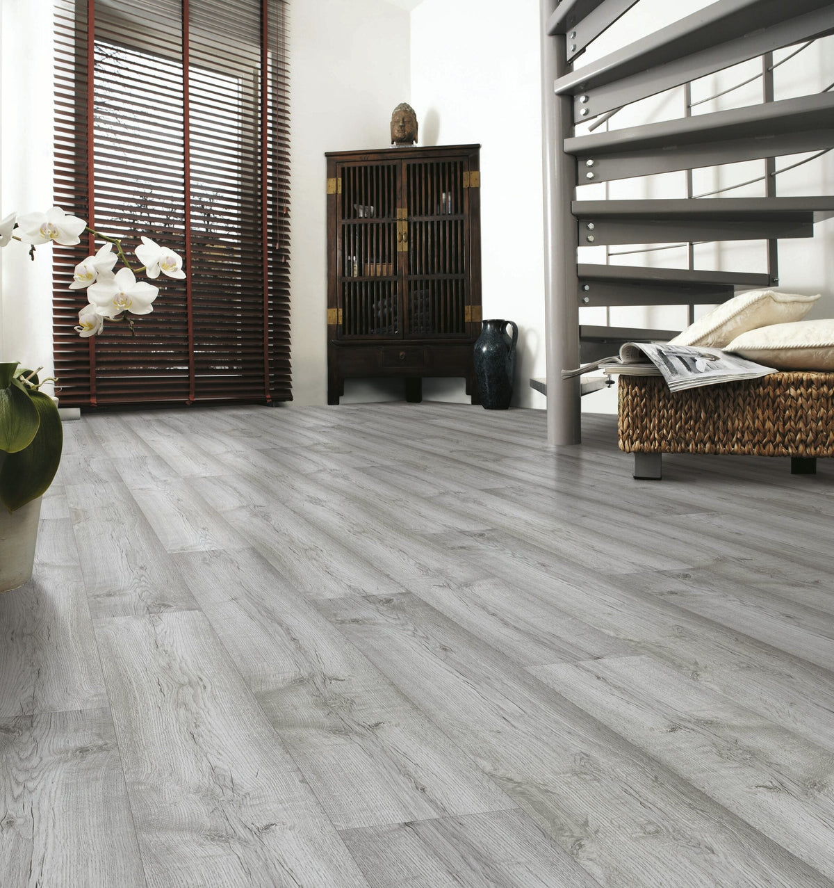 Krono Laminate Eurohome 12mm Flooring Dartmoor Oak